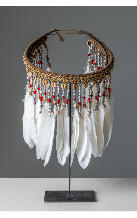 Art Tribal OCEANIE - Indonésie Art Tribal - Collier de cérémonie en plume,