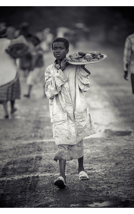 ART Photo - Vente en ligne - Fardeau d'une vie 06 - Photo noir et blanc d'art en Edition limitée, Ethiopie - Daniel Vuillemin